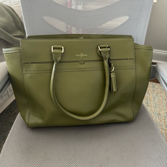 Cole Haan Handbags - Cole Haan Shoulder Bag Lightly Used